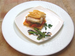 El Globo, café y tapas, C/ Padilla, 17, 47400-Medina del Campo. Tapa Caliente Nombre:Algo chiquitito. Hojaldre con verduras, pimiento, cebolla, ajo, bonito y vino